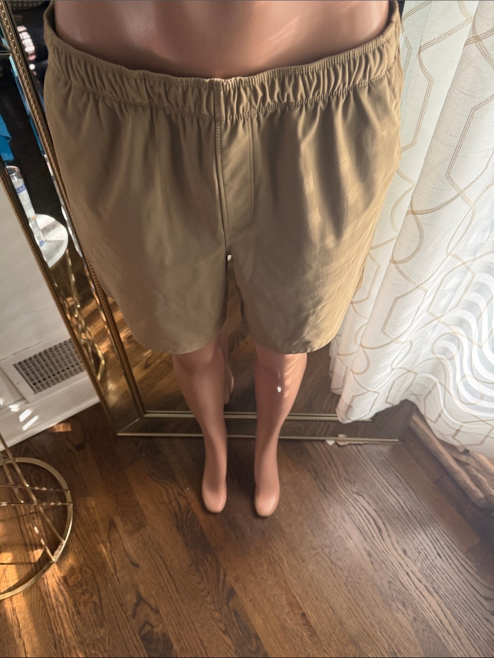 Women’s Elastic Waist Khaki Shorts